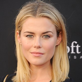 /media/23719/rachael-taylor-napoleon-perdis-everyday-beauty-hacks-s.jpg