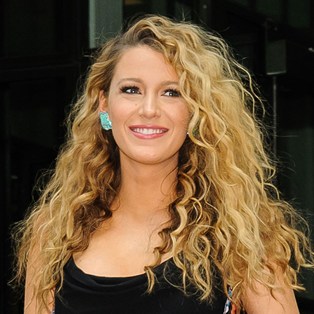 How Sea Salt Spray Can Transform Curly Hair