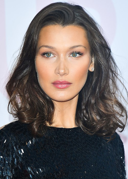 The Bizarre Kitchen Utensil Hack For Curling Lashes