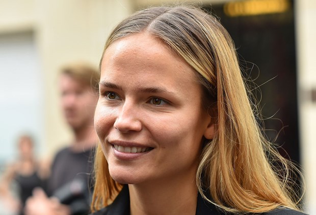 Best Makeup Removers Reviewed - Natasha Poly