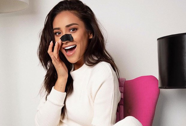Charcoal Face Masks And Peel Off Masks - Shay Mitchell