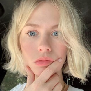 How-To-Apply-Concealer-January-Jones