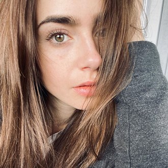/media/37150/the-best-celebrity-makeup-free-selfies-of-2020-s.jpg